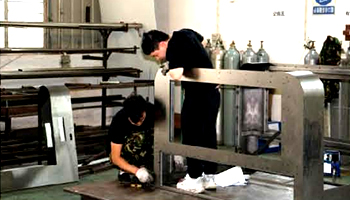 東莞鈑金加工廠